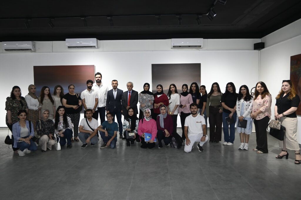 Visit by Lecturers and Students of the Department of Painting to the Private Exhibition of Artist Namq Ali Qadir